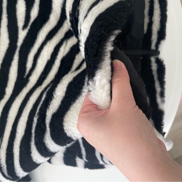 Zebra Wool Teddy Jacket - Picture 5 of 8